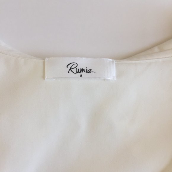 Rumia Flared Shirt Dress with Over-Sized Collar - Picture 5 of 8